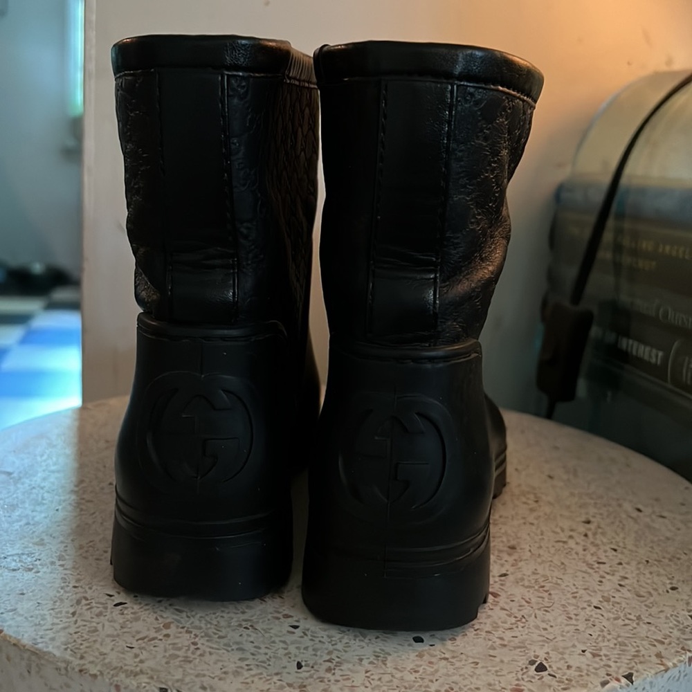 Gucci Size 6 Low Rain Boot - image 5